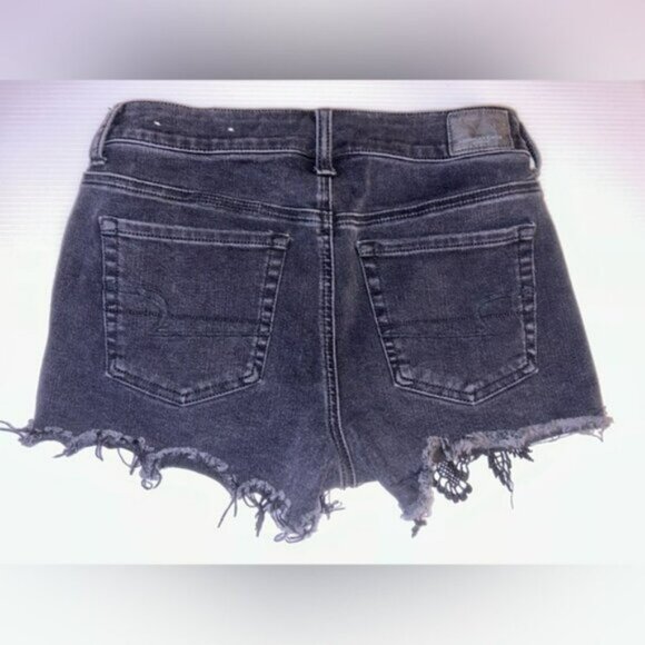 American Eagle Black Super Super Stretch Denim Short w/embroidered appliqué SZ 4 - Picture 3 of 7